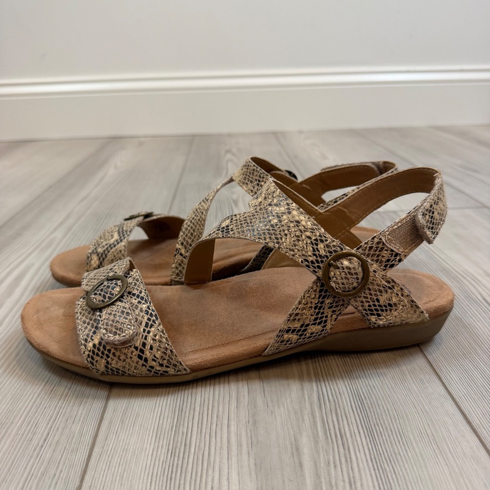 Earth Origins Beck Sandals Taupe Multi Snakeskin Strappy Flat Comfort 11 M